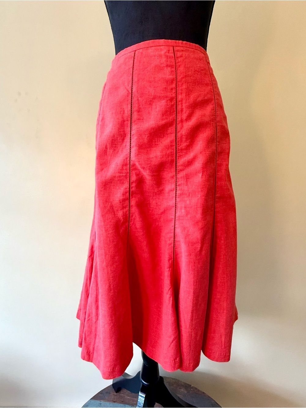 Women’s Linen Blend Trumpet Fit-and-Flare Skirt - fully lined - red - size 1 - Picture 2 of 8